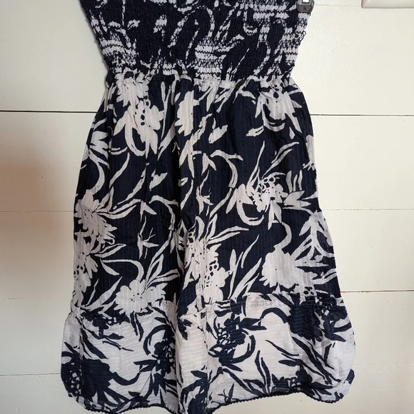 Abercrombie & Fitch Strapless Navy and White Dress. Vintage Women's Size Small - Picture 2 of 3